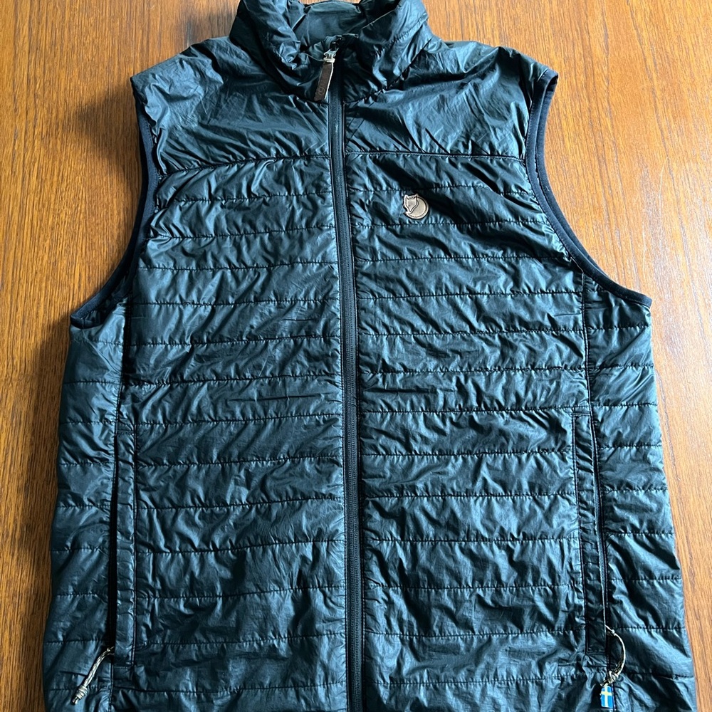 Fjall Raven Abisko Vest - men’s medium